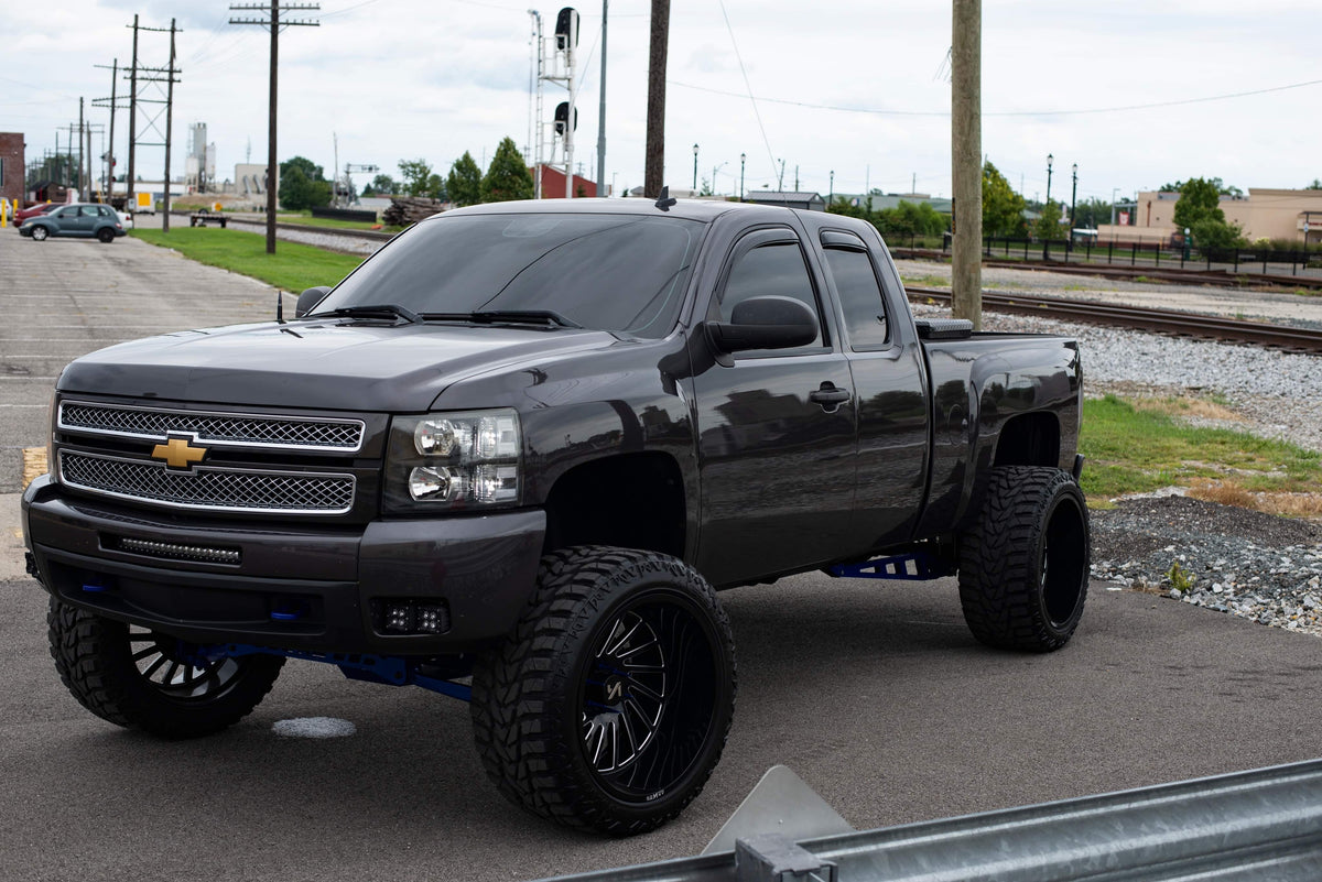 Experience Upgrading the Turn Signal Bulbs on his 2011 Chevrolet